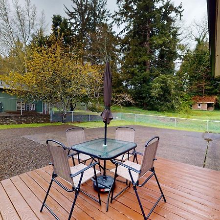 By The River Nehalem Exterior foto